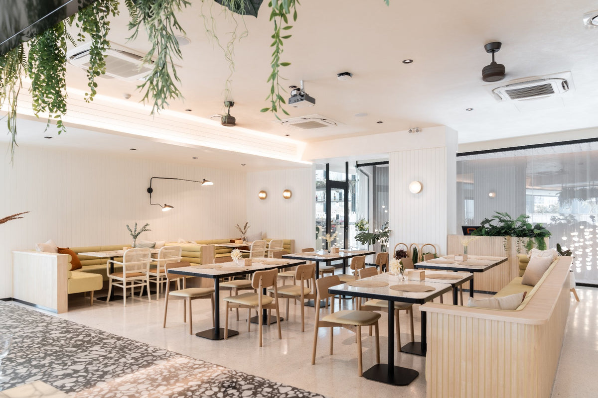 Summer Kiss Restaurant & Moon Bar – Hoog Furniture