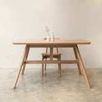 Nichi Table