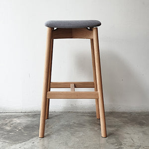 Plong Bar Stool with Upholstery